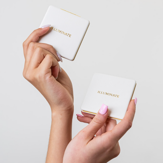 Illuminate Compact Mirror